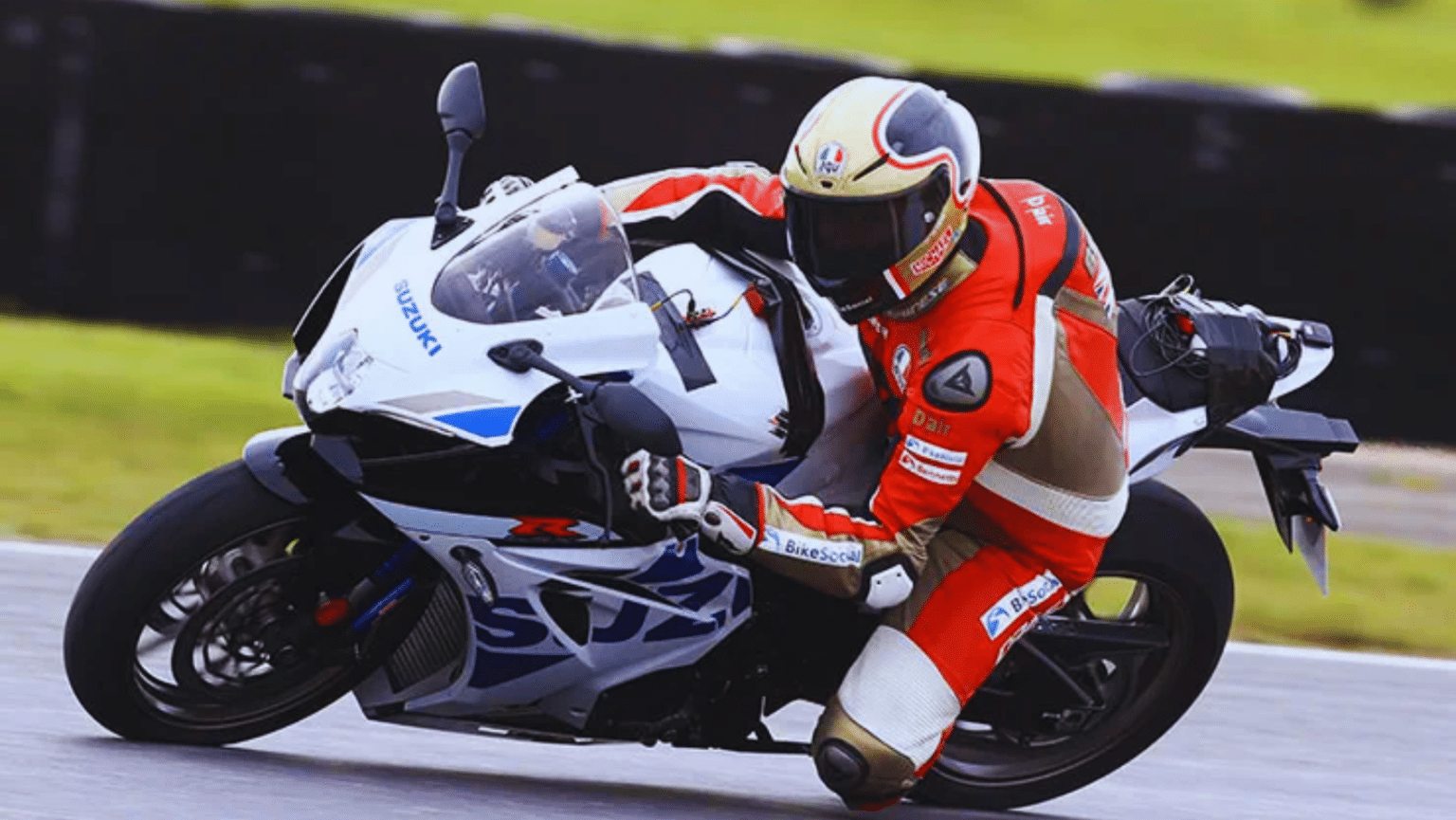 The Art of Customization: Personalize Your Motorcycle | Alpha Racing